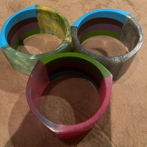 “Sassy Jones” - “Fiji” bangles